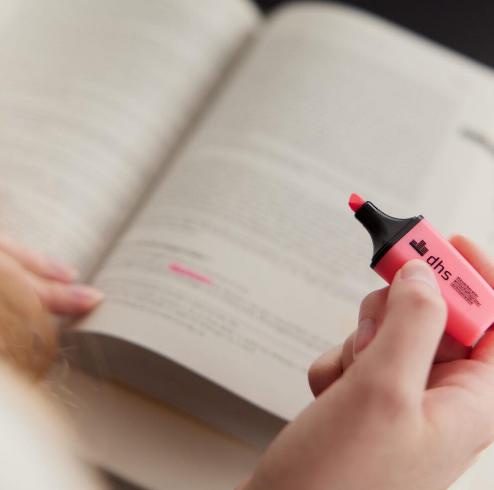 Ausbildung zu Steuerfachangestellten bei dhs